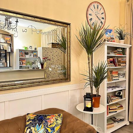 Explorer B&B Old Town Rooms & Apartment #Don'T Be A Tourist, Be An Explorer! Poznań Eksteriør billede