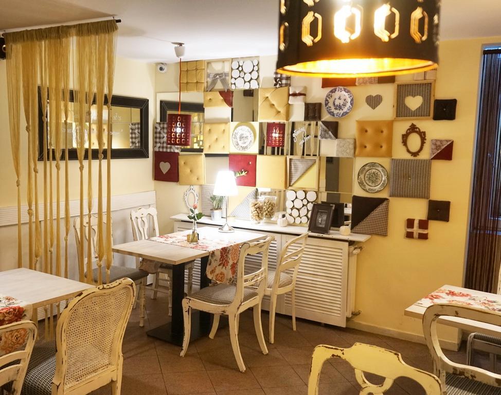 Explorer B&B Old Town Rooms & Apartment #Don'T Be A Tourist, Be An Explorer! Poznań Eksteriør billede