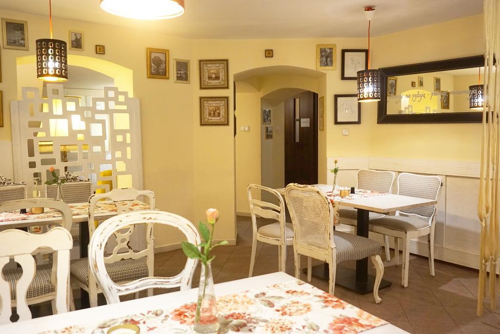 Explorer B&B Old Town Rooms & Apartment #Don'T Be A Tourist, Be An Explorer! Poznań Eksteriør billede