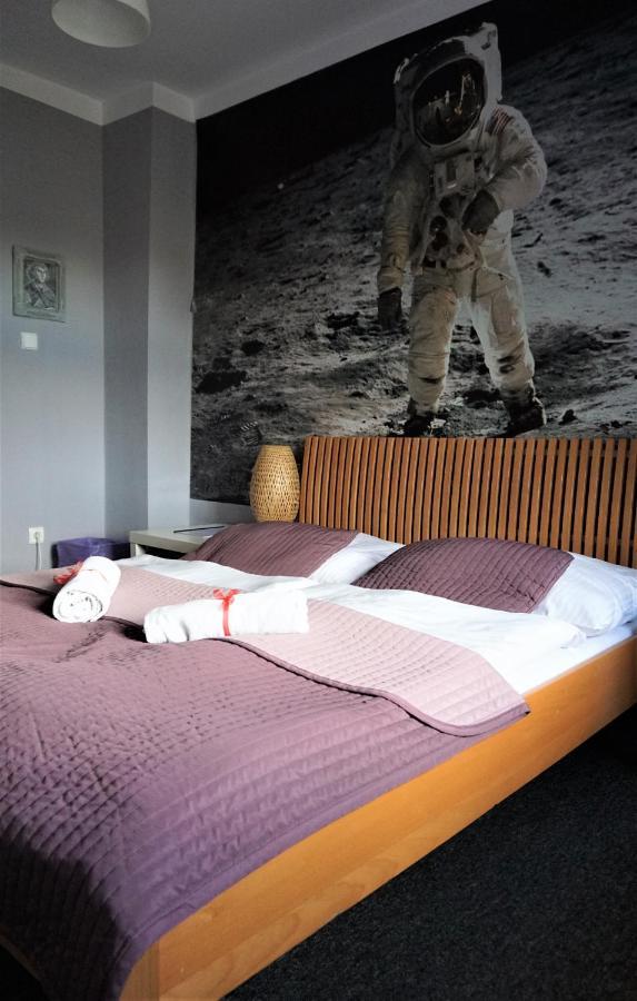 Explorer B&B Old Town Rooms & Apartment #Don'T Be A Tourist, Be An Explorer! Poznań Eksteriør billede