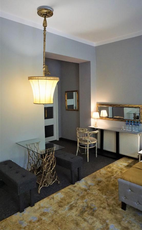 Explorer B&B Old Town Rooms & Apartment #Don'T Be A Tourist, Be An Explorer! Poznań Eksteriør billede